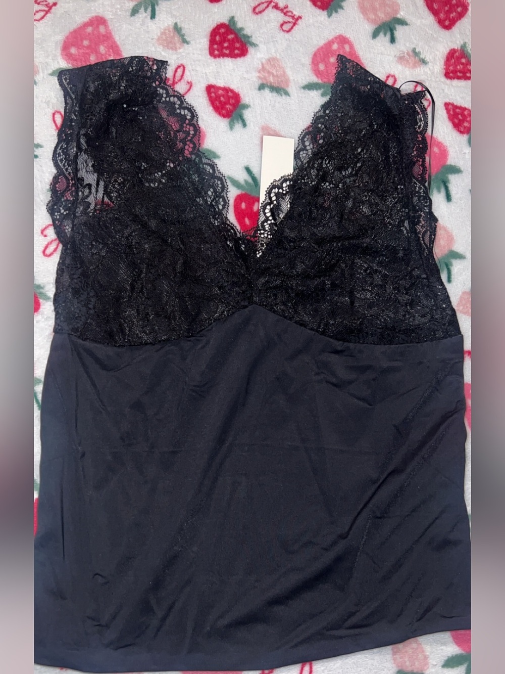🤍Lace silky top 🤍